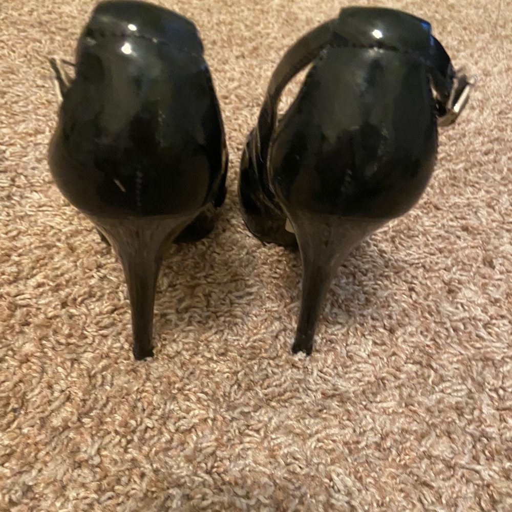 Heels - Picture 3 of 5